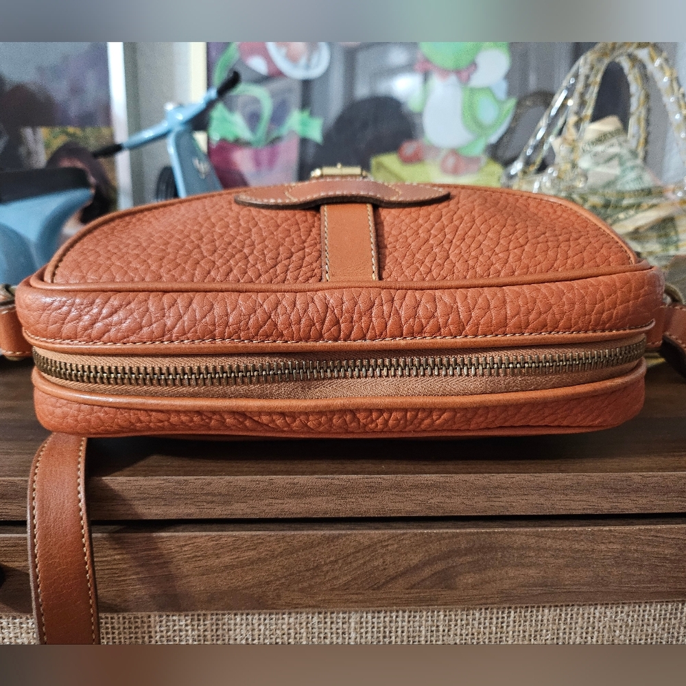 Vintage Dooney & Bourke Crossbody - Picture 5 of 6